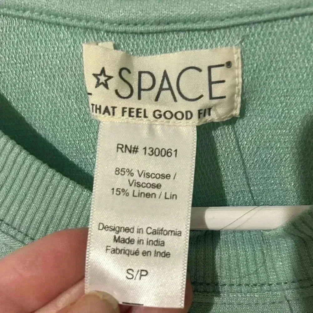 L*Space Day Tripper Pullover Pool NWT cropped lightweight sweatshirt. Size Small - Picture 10 of 11